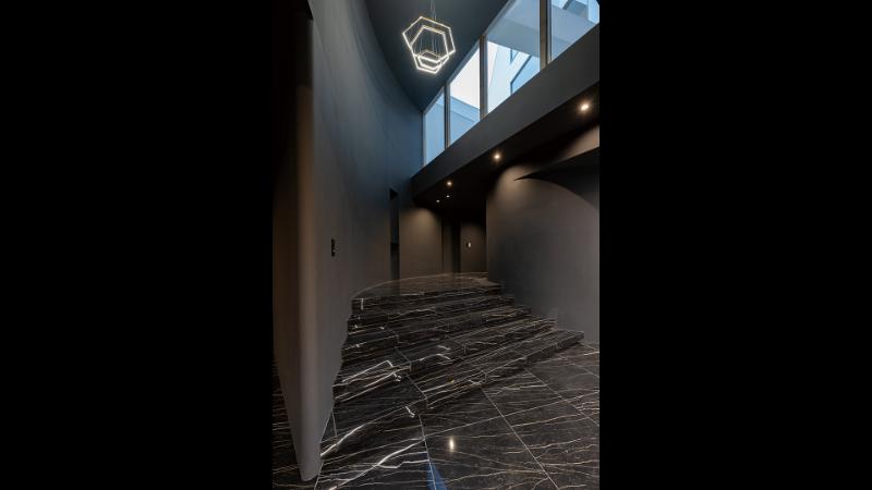 風水の思想をモダンデザインに昇華した豪邸